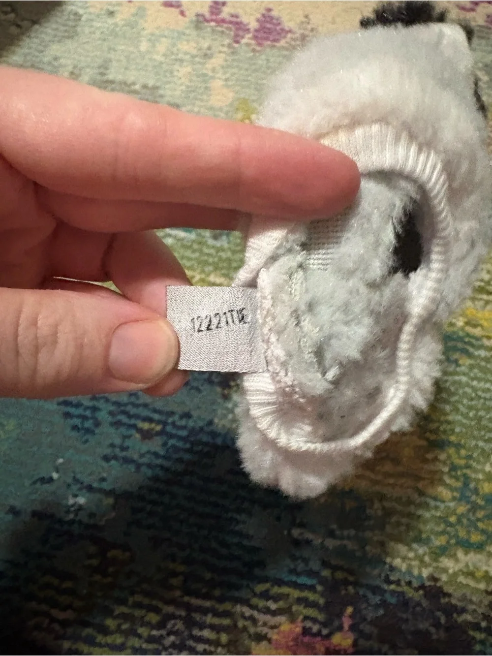 Na! Na! Na! Surprise Doll Alaska Frost Series 2 Wolf Hat